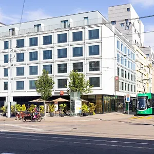 Ibis Bahnhof İsviçre