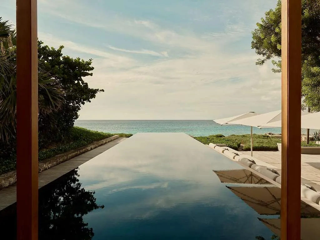 Amanyara Hotel Wheeland
